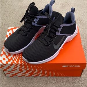 Women’s Nike renew in season TR9